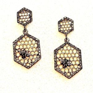 🏷️ Honeycomb Dangle Earrings With Bees Rhinestones Gold Tone